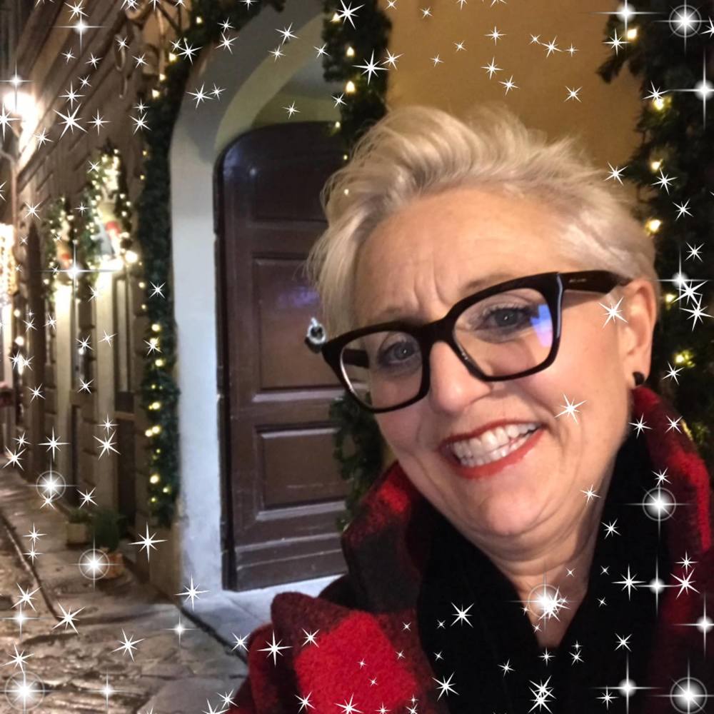 Meet your Posher, Carolyn